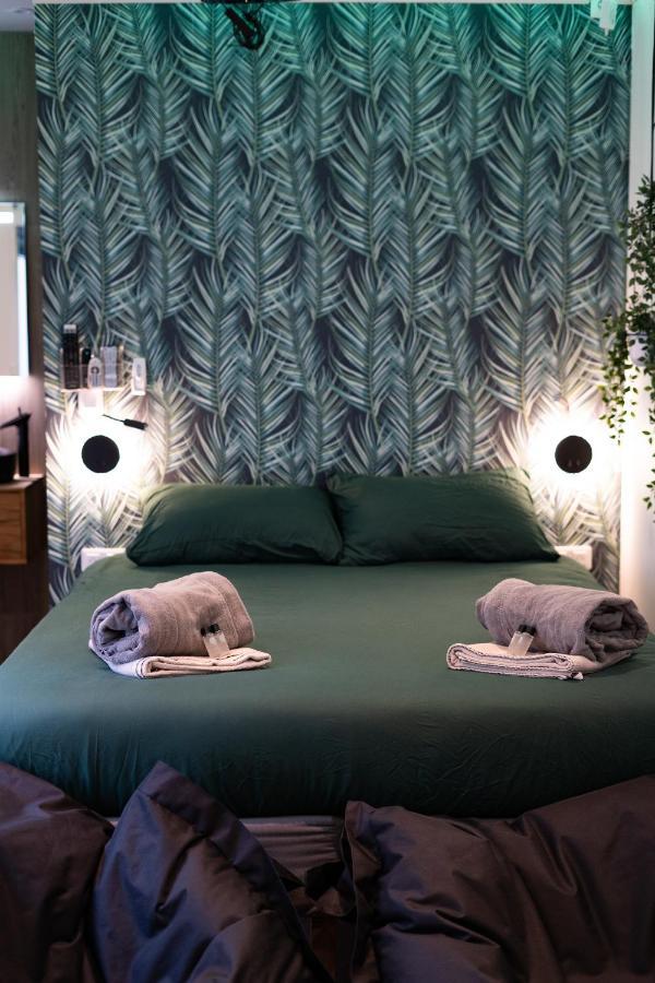 Capsule Thailande I Sauna I Balneo I Console I Jeux En Bois I Cinema I Cour Interieure Trith-Saint-Leger Exterior photo