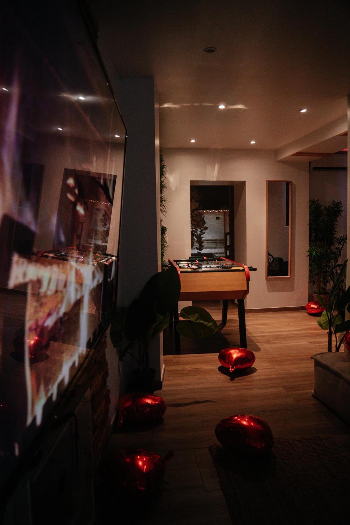 Capsule Thailande I Sauna I Balneo I Console I Jeux En Bois I Cinema I Cour Interieure Trith-Saint-Leger Exterior photo